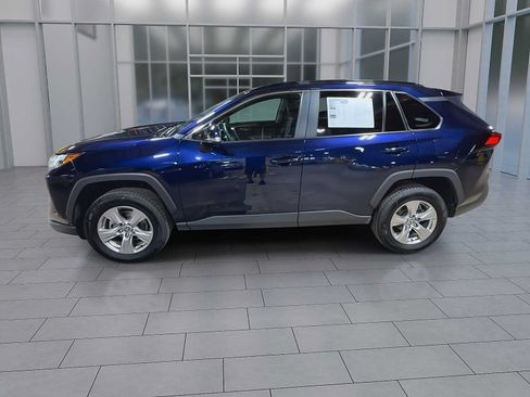 Used 2024 Toyota RAV4 XLE AWD/4WD image 5