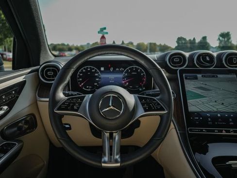 Certified 2023 Mercedes-Benz GLC 300 4MATIC image 17