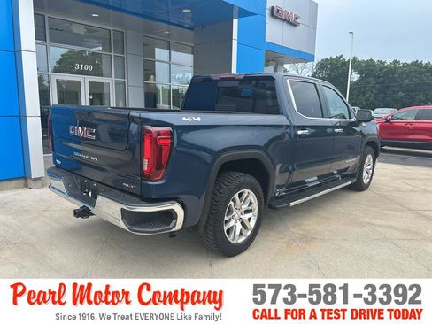 Certified 2021 GMC Sierra 1500 SLT w/ SLT Premium Plus Package AWD/4WD image 4