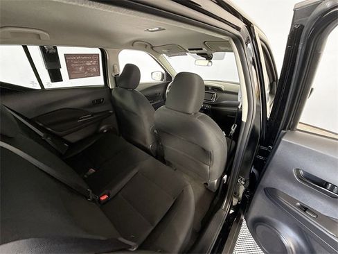 Certified 2025 Nissan Kicks Play S image 28