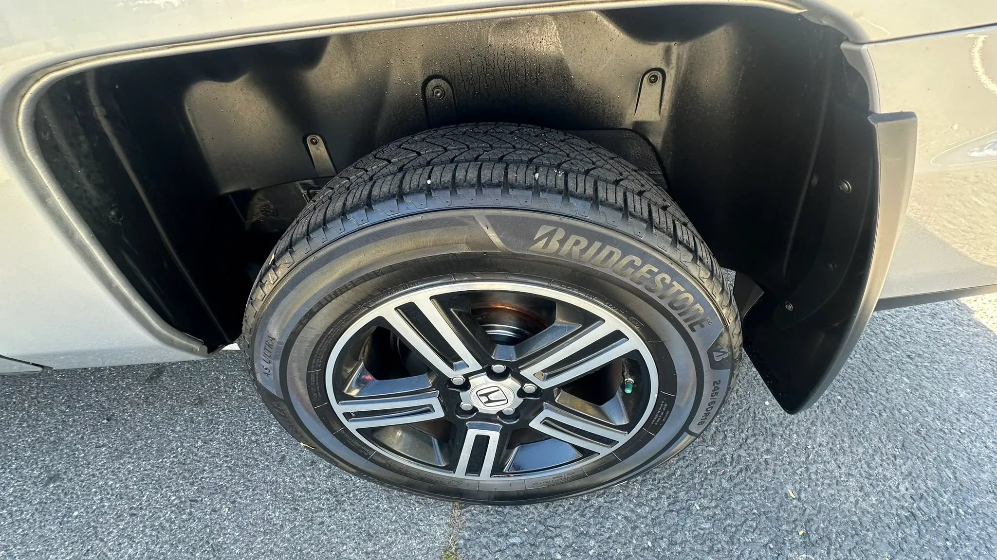 Used 2014 Honda Ridgeline Sport image 11
