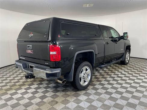 Used 2018 GMC Sierra 2500 SLE w/ SLE Preferred Package image 23