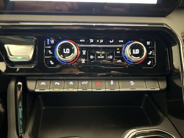 New 2026 GMC Sierra 1500 AT4 w/ AT4 Premium Package AWD/4WD image 17