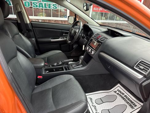 Used 2015 Subaru Crosstrek 2.0i Limited AWD/4WD image 9