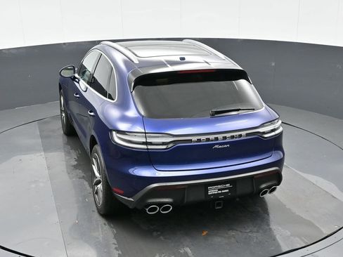 Certified 2024 Porsche Macan image 28