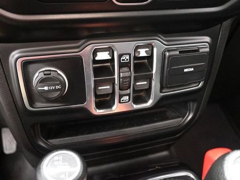 Used 2021 Jeep Gladiator Sport AWD/4WD image 26