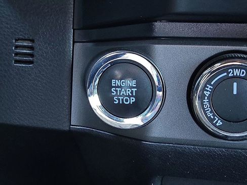 Used 2023 Toyota Tacoma TRD Off-Road image 30