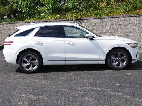 Used 2026 Genesis GV70 2.5T Select AWD/4WD image 8