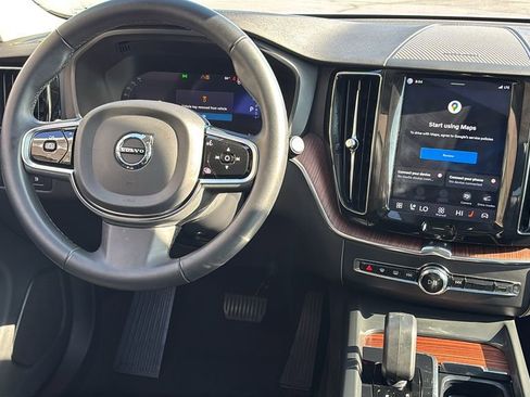 Used 2023 Volvo XC60 T8 Plus w/ Climate Package AWD/4WD image 7