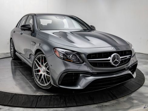 Used 2018 Mercedes-Benz E 63 AMG S image 25