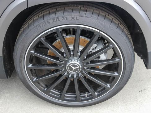 New 2026 Mercedes-Benz GLA 35 AMG 4MATIC image 11