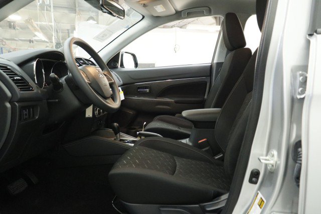 New 2027 Mitsubishi Outlander Sport ES AWD/4WD image 6