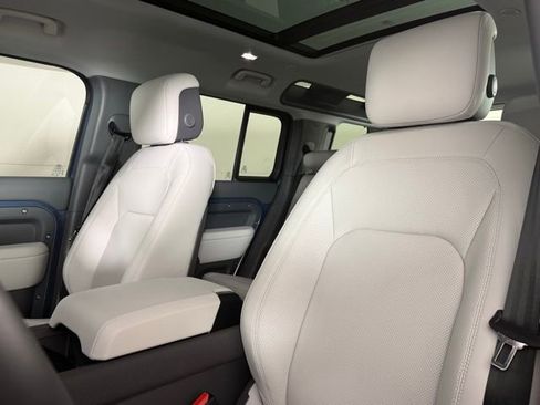 New 2026 Land Rover Defender 110 S AWD/4WD image 15