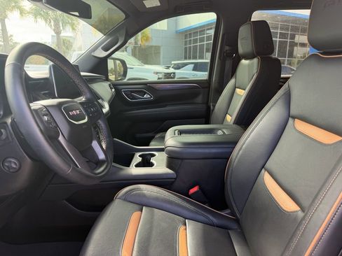 Used 2024 GMC Yukon AT4 w/ AT4 Premium Package image 8