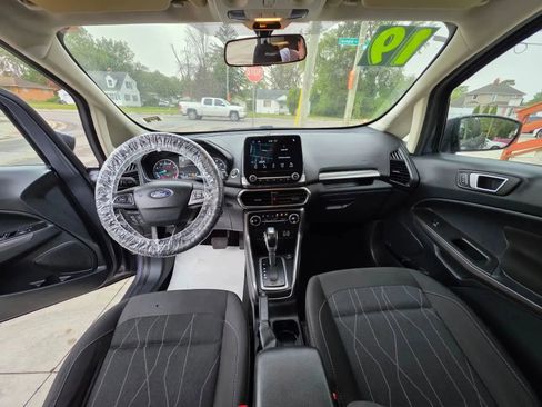 Used 2019 Ford EcoSport SE w/ SE Convenience Package image 14