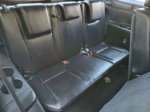 Used 2017 Toyota Highlander XLE AWD/4WD image 15