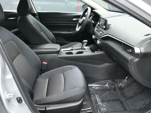 Used 2021 Nissan Altima 2.5 S image 9