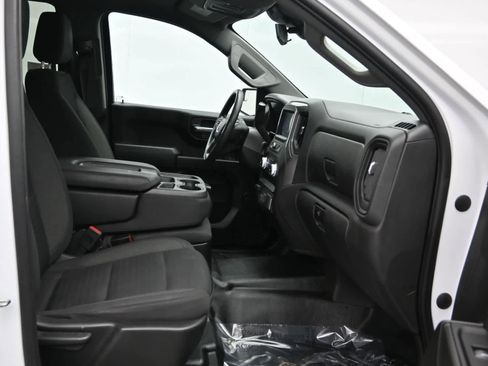 Used 2023 GMC Sierra 1500 Pro w/ Pro Value Package image 11