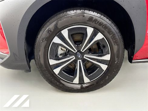 Used 2024 Subaru Solterra Premium image 31