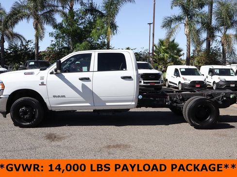 Used 2022 RAM 3500 Tradesman w/ Safety Group image 5