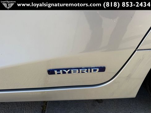 Used 2013 Lexus CT 200h FWD image 13