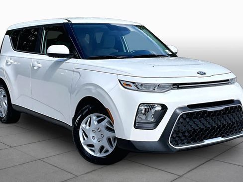 Used 2020 Kia Soul LX FWD image 3
