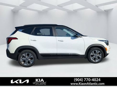 Used 2024 Kia Seltos S FWD image 2