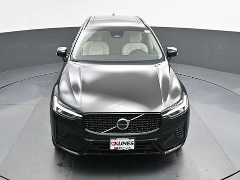 Used 2023 Volvo XC60 B5 Plus w/ Protection Package Premier image 40