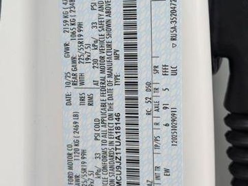 New 2026 Ford Escape Platinum image 28