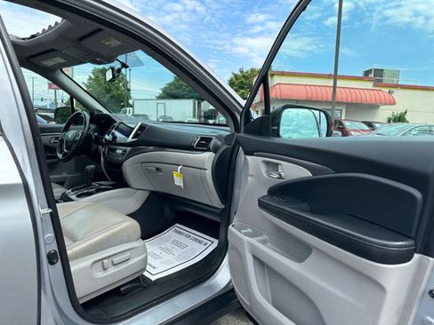 Used 2017 Honda Pilot EX-L image 21