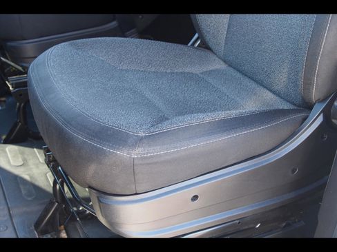 Used 2023 RAM ProMaster 2500 image 17