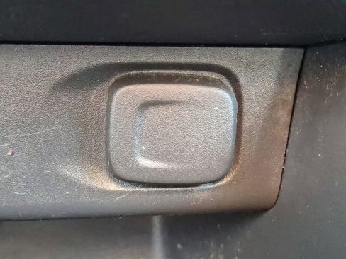 Used 2024 Buick Envista Preferred image 22