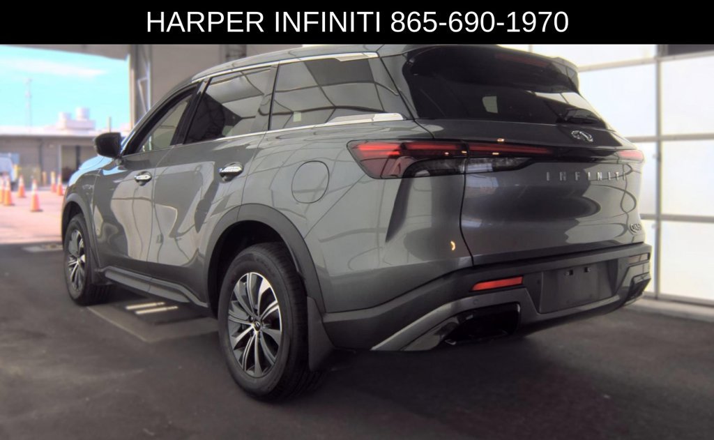 Used 2024 INFINITI QX60 Pure FWD image 2