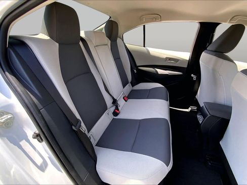 Used 2024 Toyota Corolla LE FWD image 19