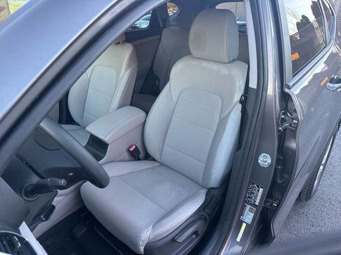 Used 2020 Hyundai Tucson SE image 39