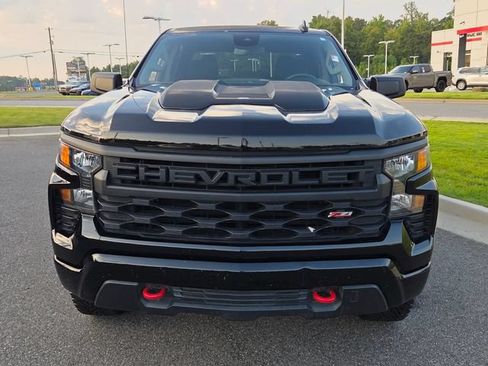 Used 2024 Chevrolet Silverado 1500 Custom Trail Boss AWD/4WD image 2
