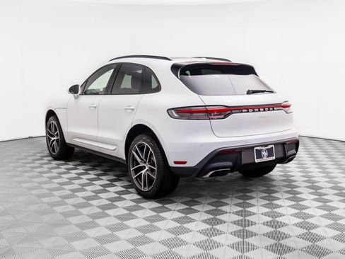 New 2026 Porsche Macan image 3
