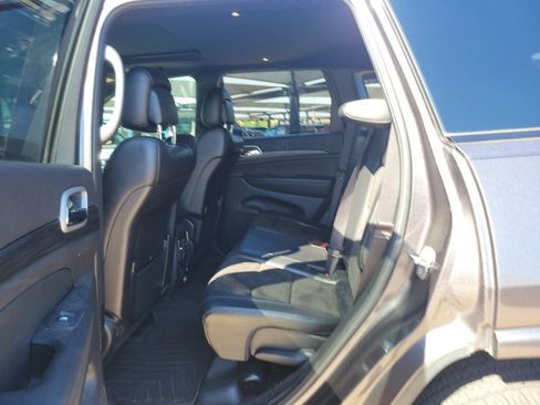 Used 2021 Jeep Grand Cherokee Laredo X RWD image 6