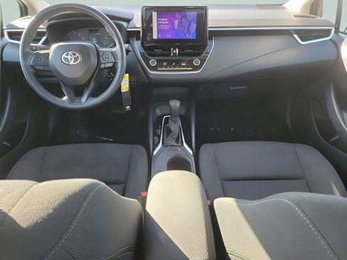 Used 2024 Toyota Corolla LE image 12