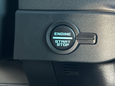 New 2025 Ford Bronco Big Bend w/ Black Diamond Package image 21