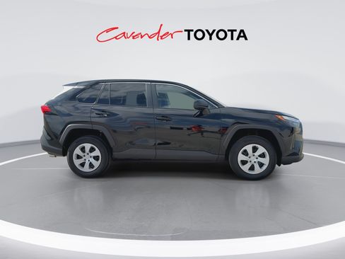 Certified 2025 Toyota RAV4 LE FWD image 9