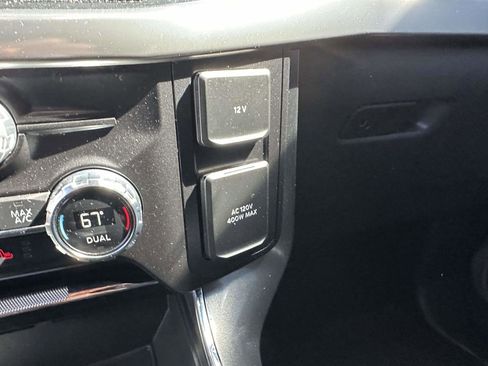 Used 2021 Ford F150 Lariat w/ Equipment Group 502A High image 23