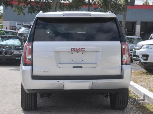 Used 2017 GMC Yukon SLT RWD image 7