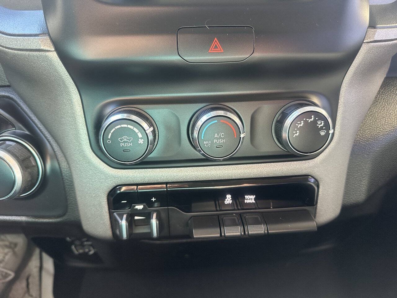 Used 2019 RAM 1500 Tradesman AWD/4WD image 13