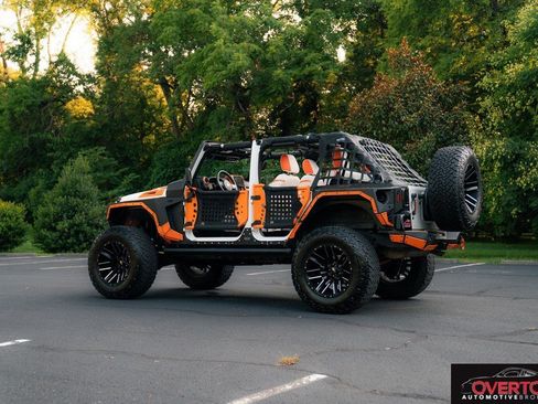 Used 2018 Jeep Wrangler Unlimited Sport S AWD/4WD image 4