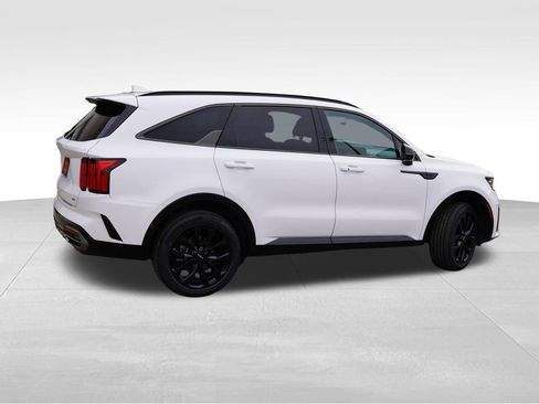 Certified 2023 Kia Sorento SX AWD/4WD image 4