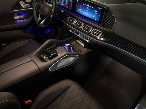 New 2026 Mercedes-Benz Maybach GLS 600 4MATIC image 16