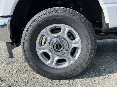 New 2026 Ford F250 XLT AWD/4WD image 12