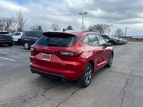 Used 2023 Ford Escape ST-Line Select image 5