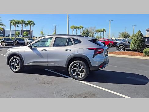 New 2026 Chevrolet Trax LT w/ Driver Confidence Package image 21